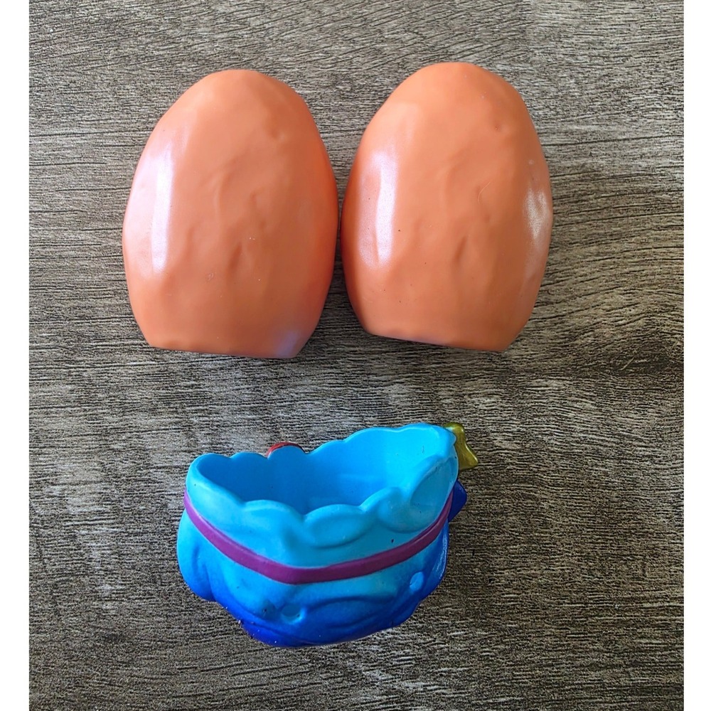 Vintage McDonalds Happy Meal McNugget Buddies Figures with Blue Wave Base Set - Picture 3 of 3